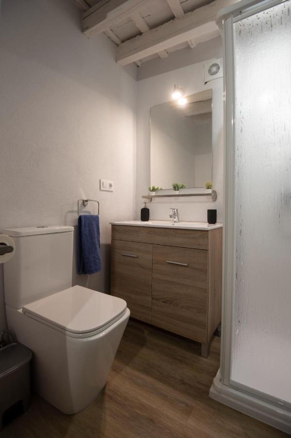 Apartamento La Casa Del Santo การ์โมนา ภายนอก รูปภาพ